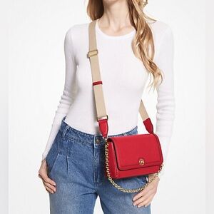 🆕New MICHAEL KORS Freya Small Convertible Pebbled
Leather Crossbody Bag